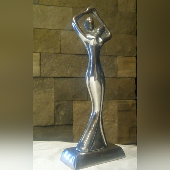 Metal Statuette 12" - Picture 5 of 8